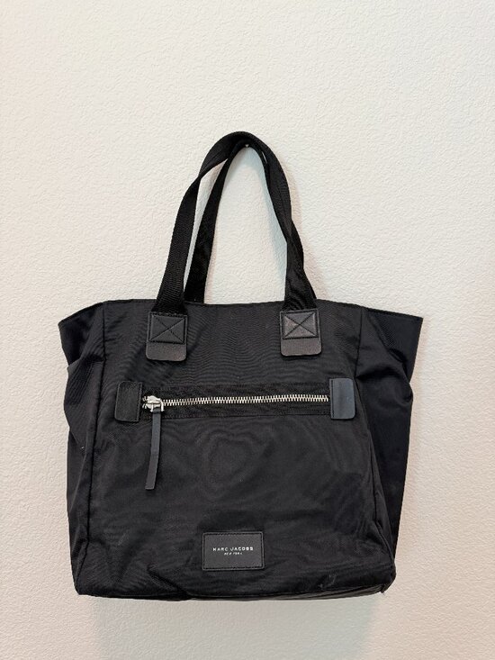 Marc Jacobs Handbags - MARC JACOBS NYLON TOTE